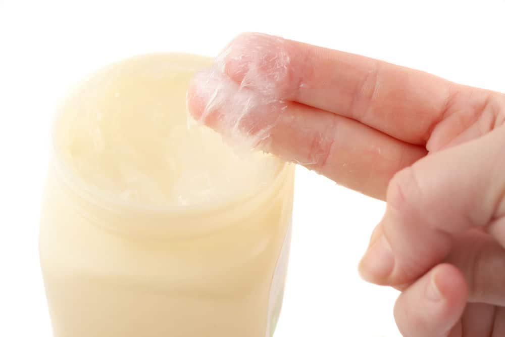 20 Interesting Uses for Vaseline