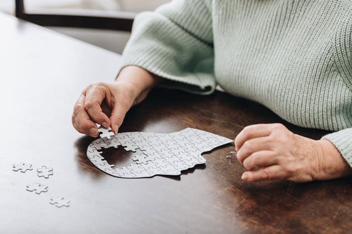 How Does Alzheimer's Affect the Brain?