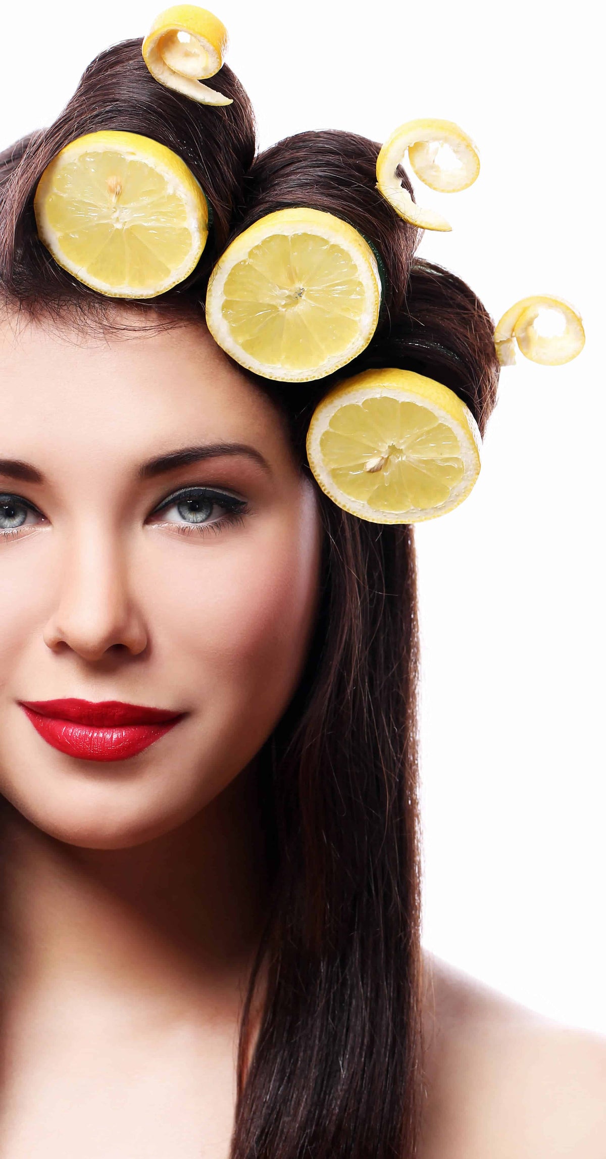 3 Cool Ways Lemons Can Repair Your Hair